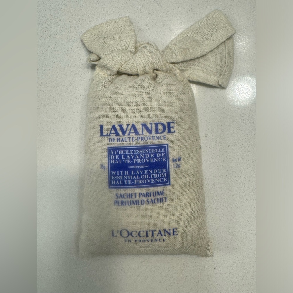 L’Occitane - perfumed sachet